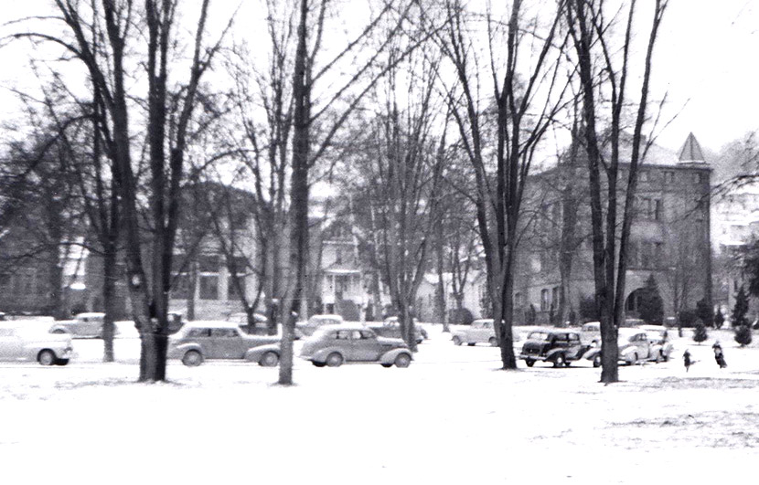 Snow on campus in 1947