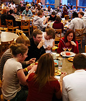 Students gather for dinner in Gwinn Commons, Spu's Dining Facilities.