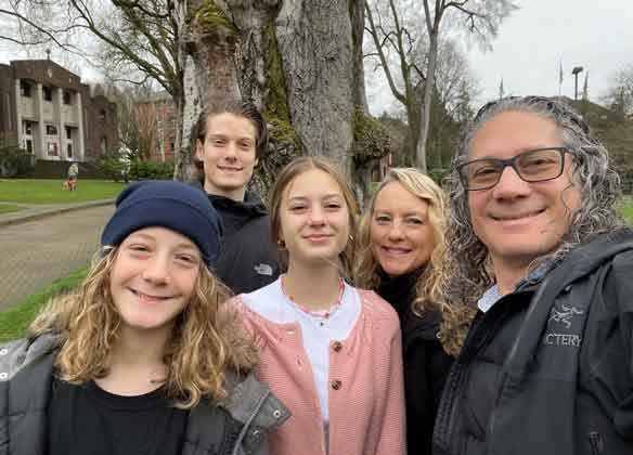 family selfie in tiffany loop