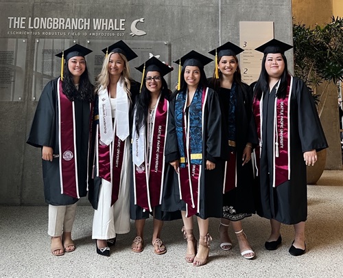 Photo of the six graduating BioCORE Scholars