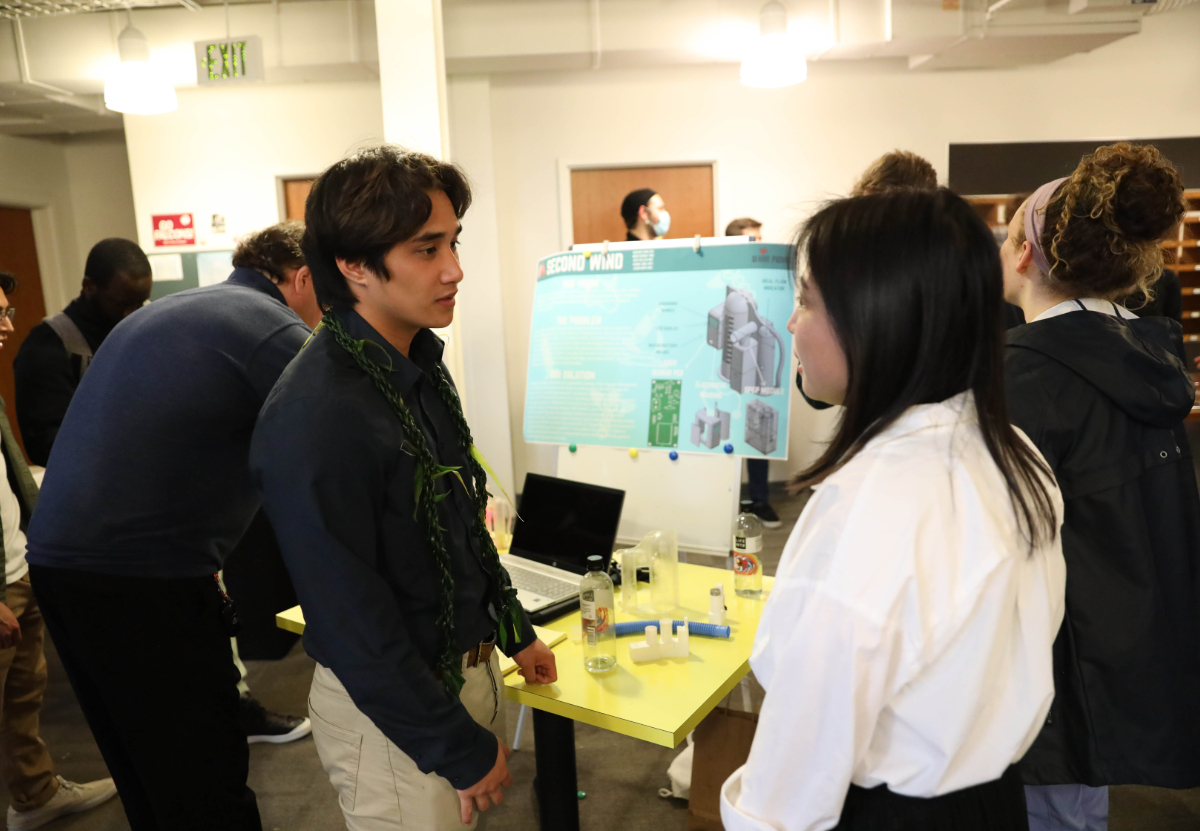 SPU engineering students present their biomedical senior project at the senior projects fair