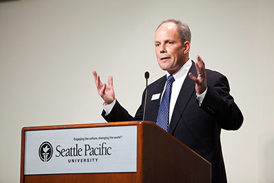A guest speaker addresses the audience at the Fall 2011 SPU President's Circle Dinner