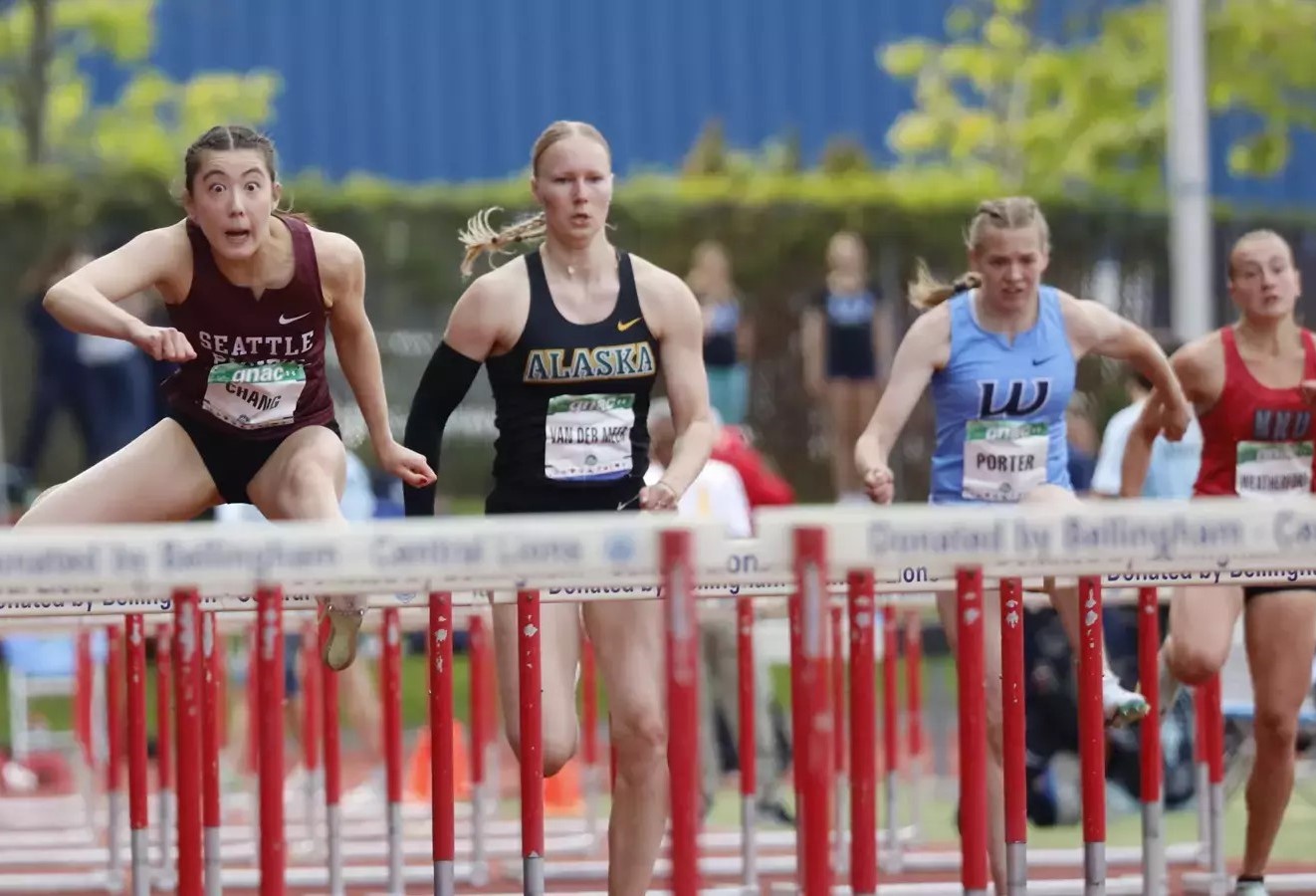 Junior Hannah Chang running the 100-meter hurdles