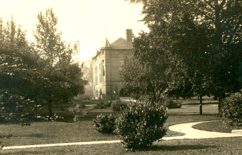 Alexander Hall 1916