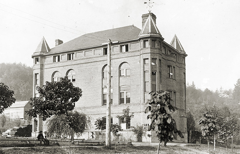 Alexander Hall 1893