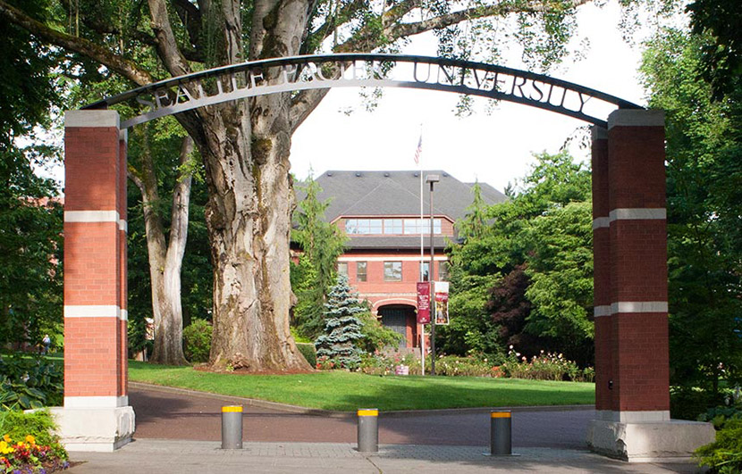 The entrance to Tiffany Loop - 2013