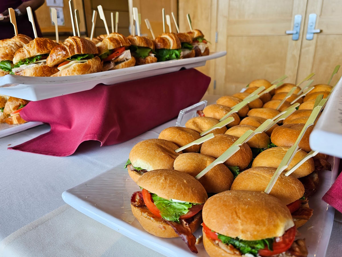 catering buffet